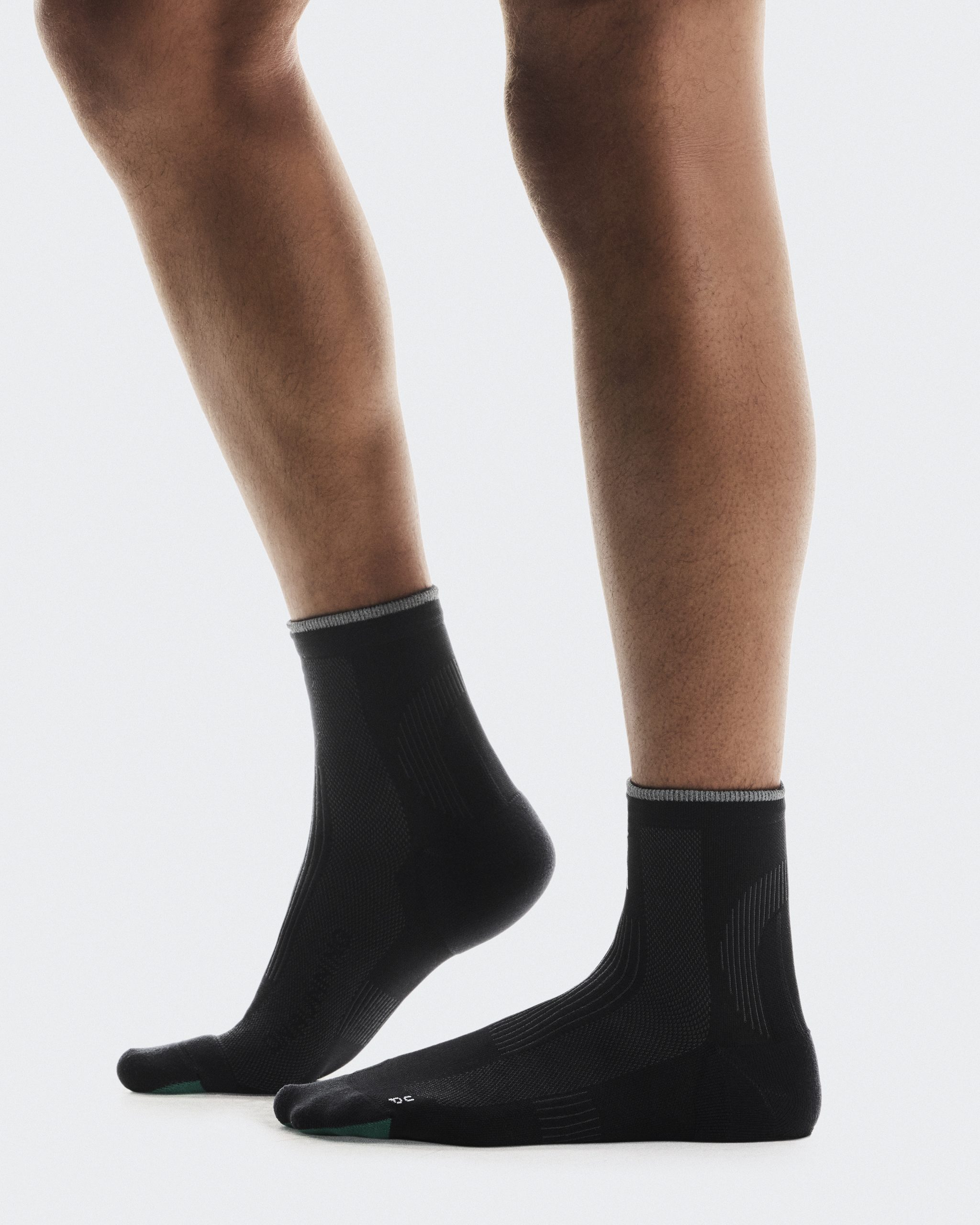 Elite Run Sock Mid - Image 2