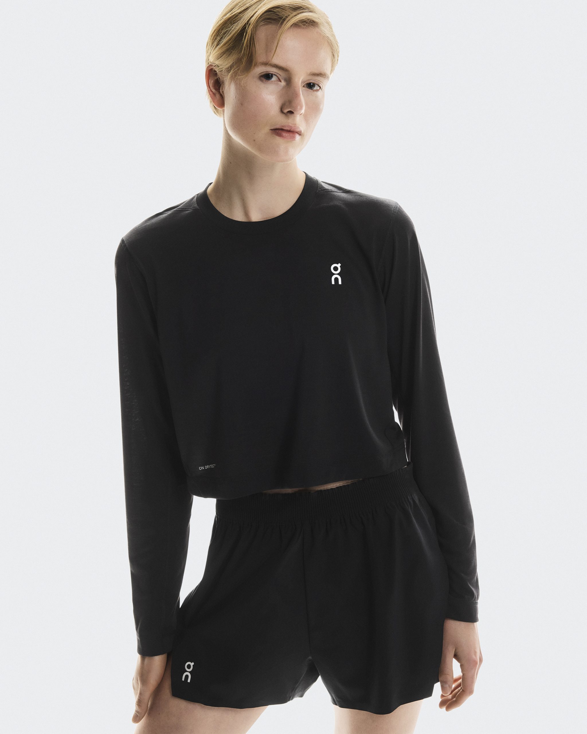 Women's Train Long-T Crop Graphic - Image 3