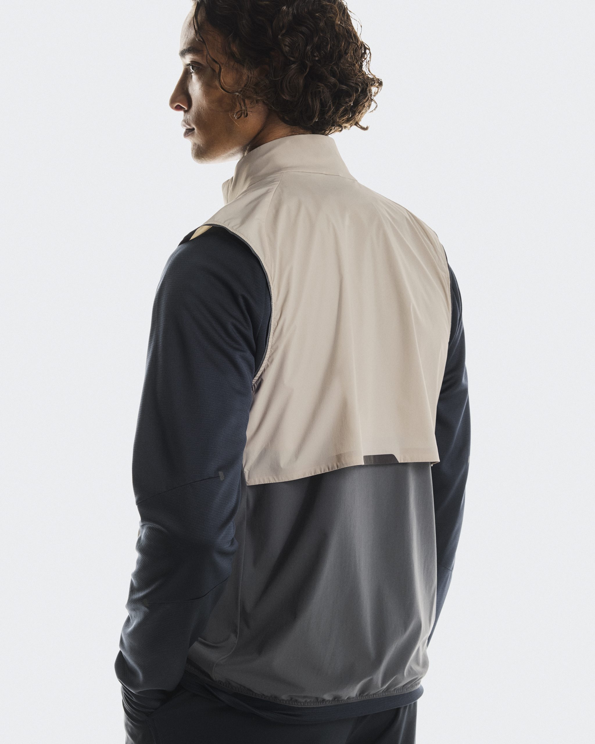 Men's Weather Vest - Image 4