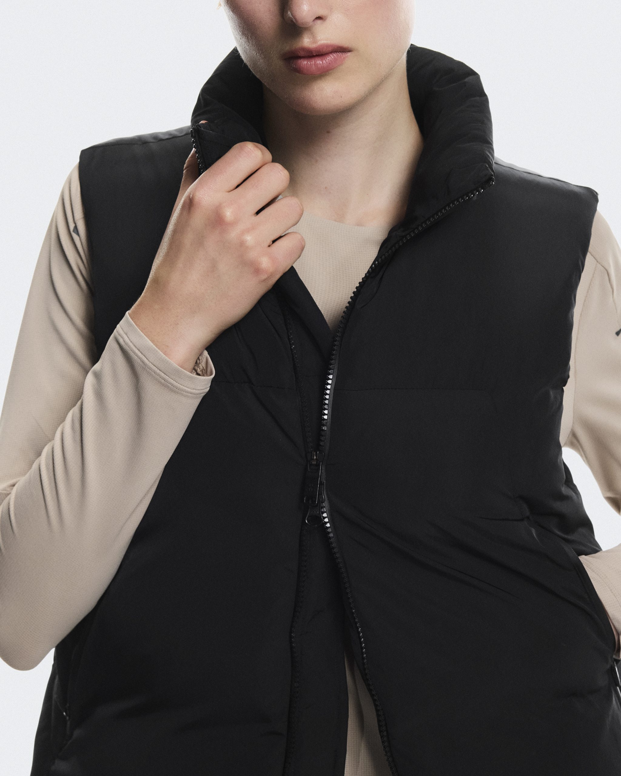 Women's All-Day Puffer Vest - Image 8
