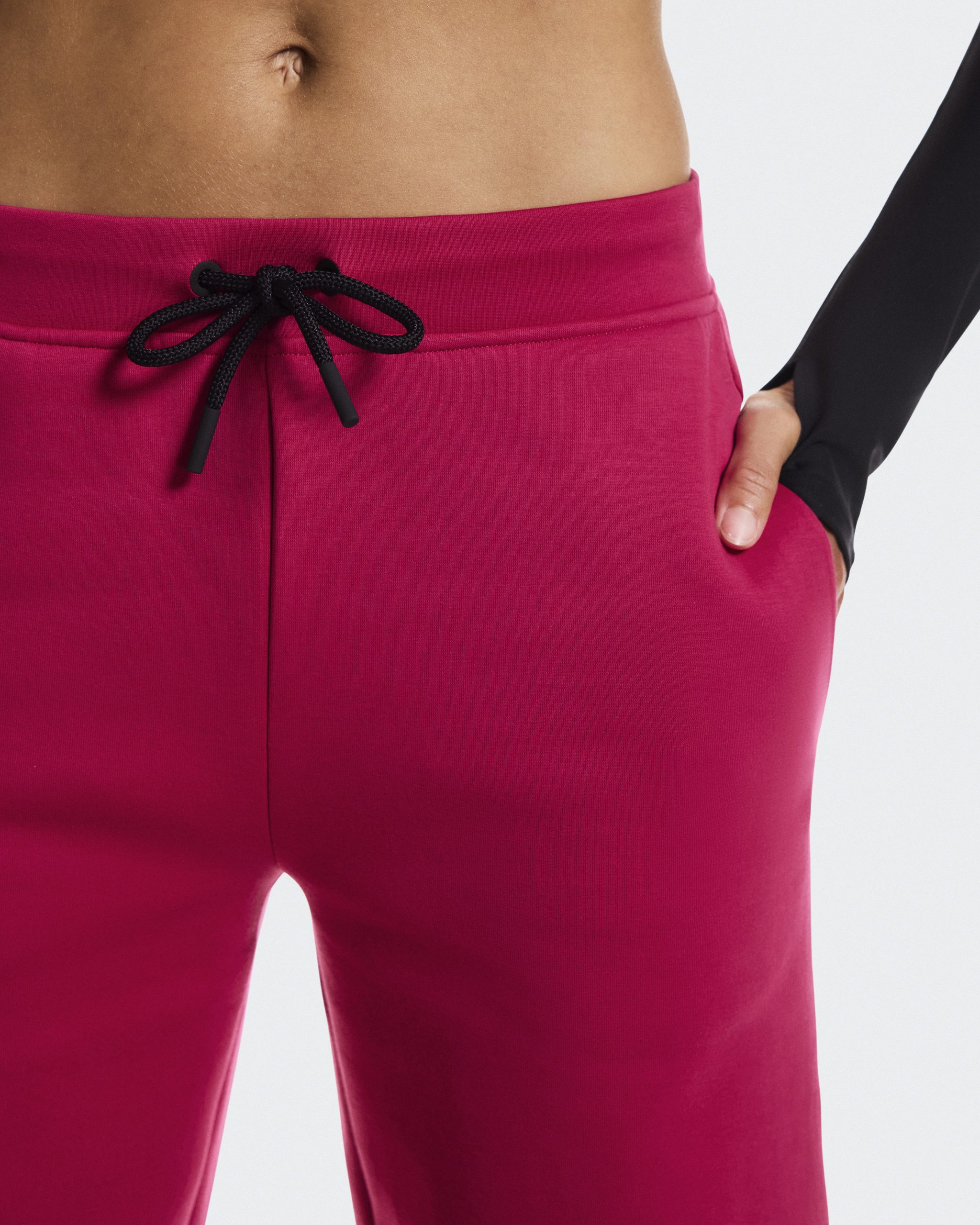 Women's Focus Tech Sweatpants - Image 4