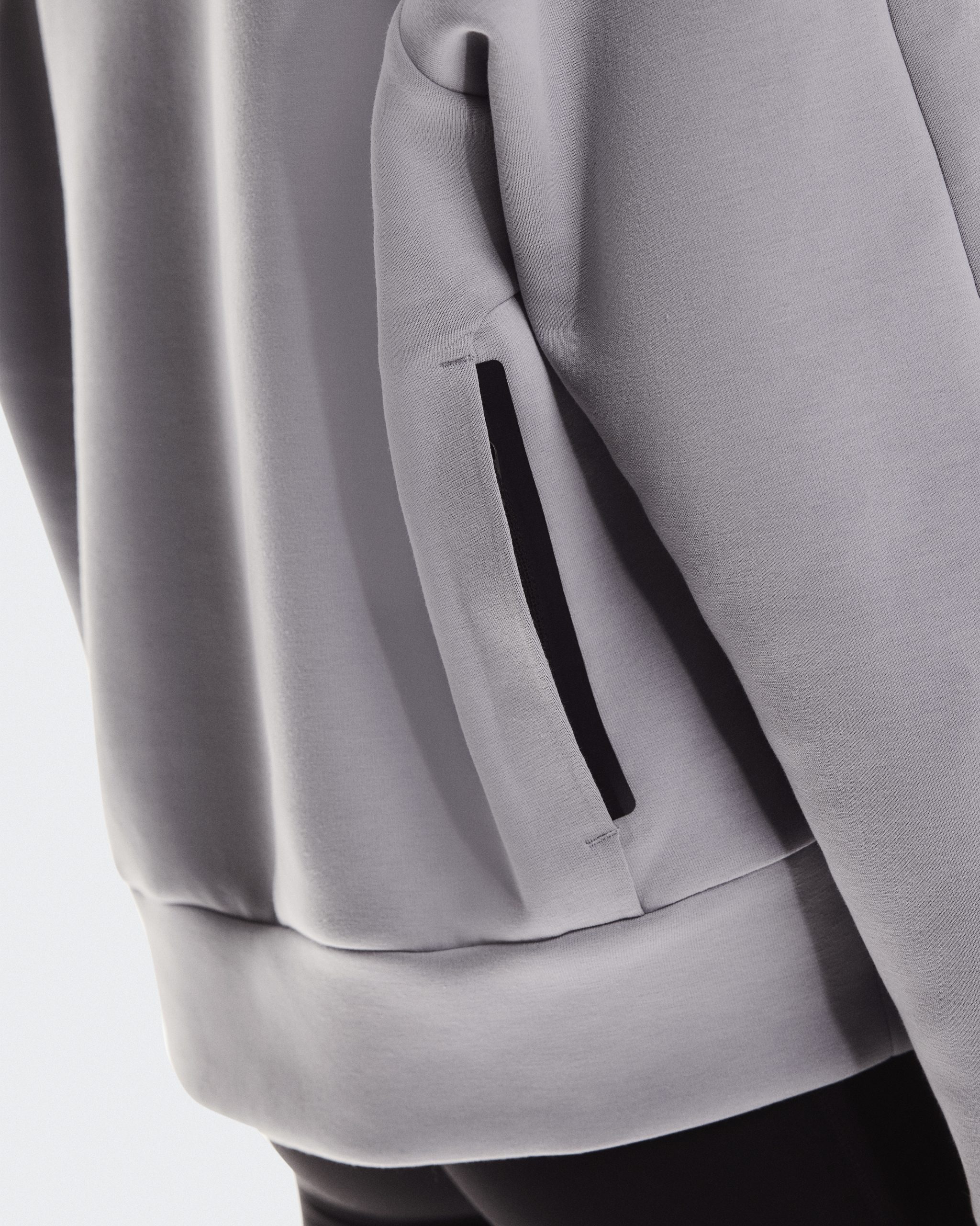 Women's Focus Tech Crew - Image 5