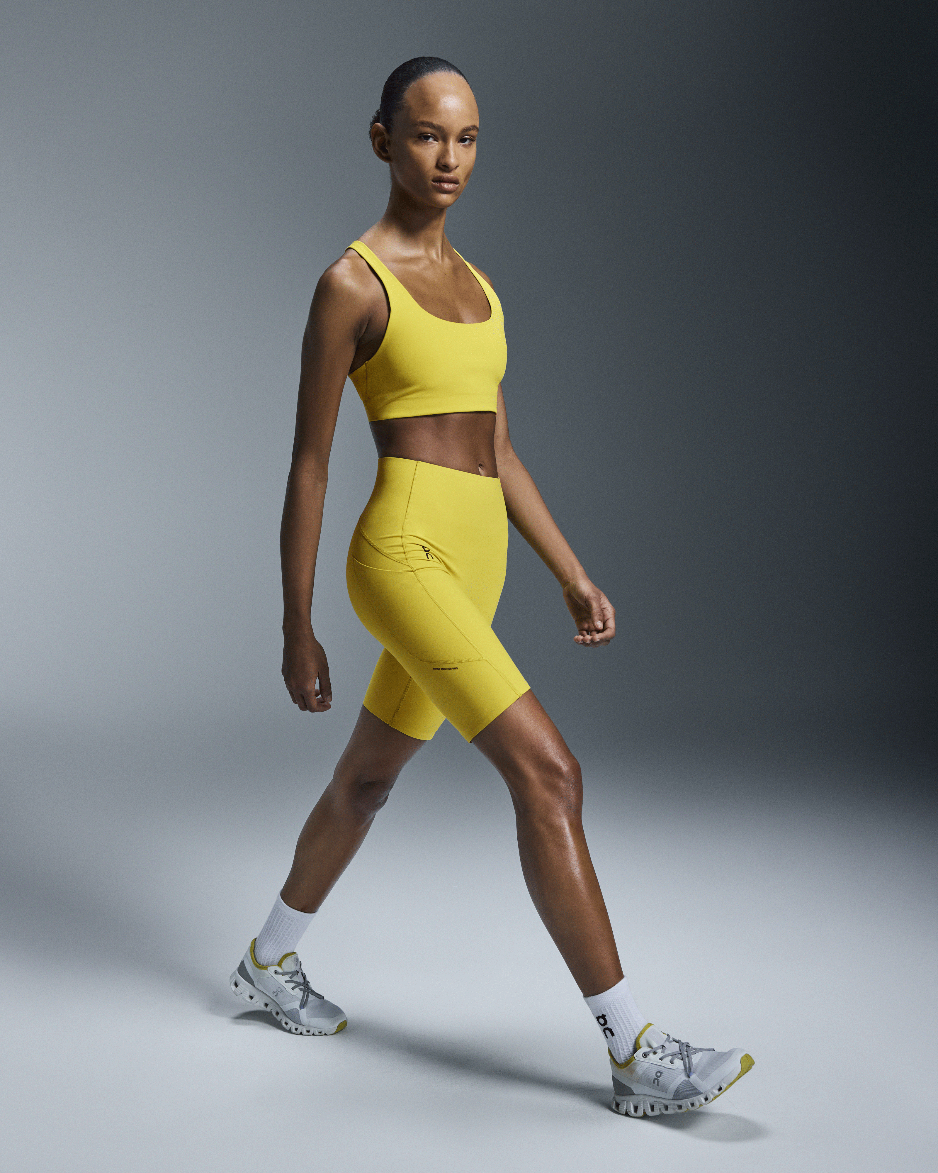 Women's Movement Tights Short - Image 4