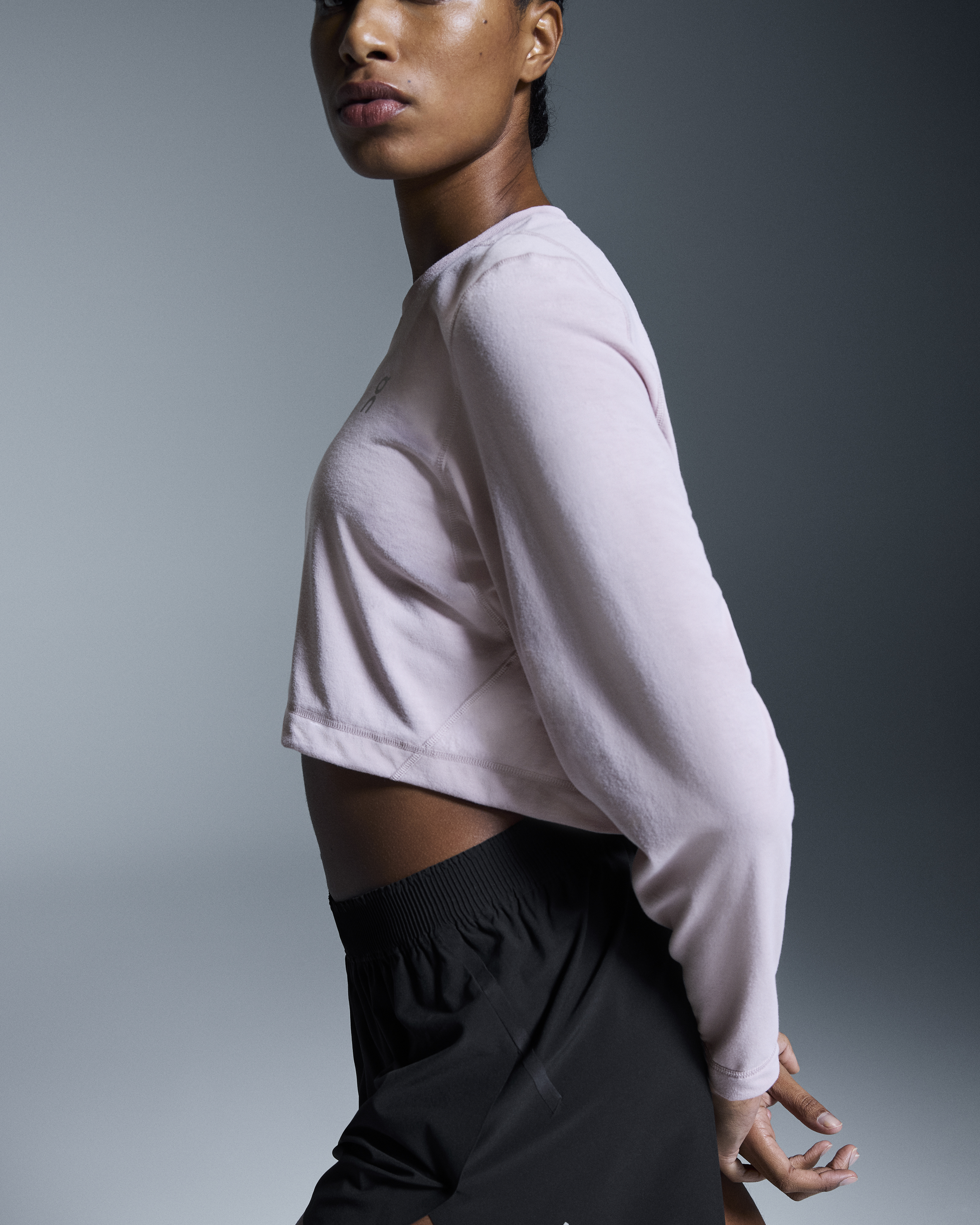 Women's Train Long-T Crop Graphic - Image 3